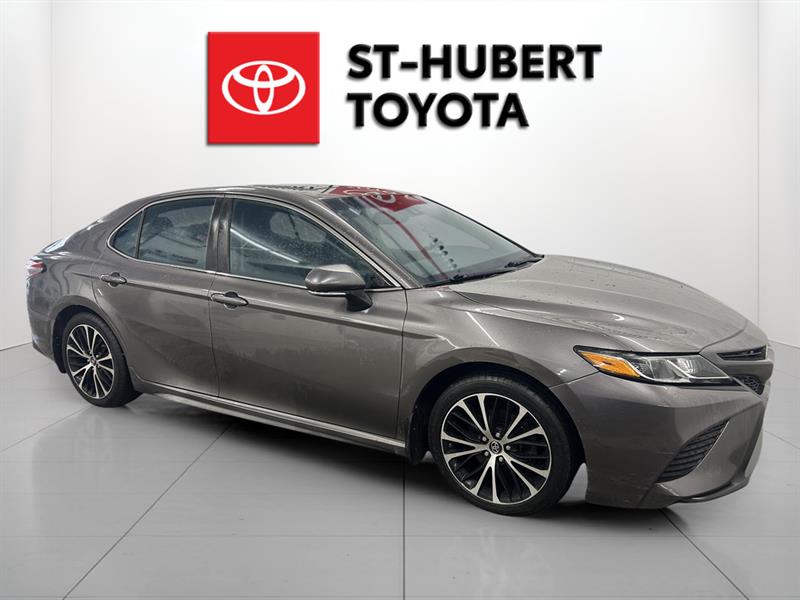 toyota Camry 2018 - 6