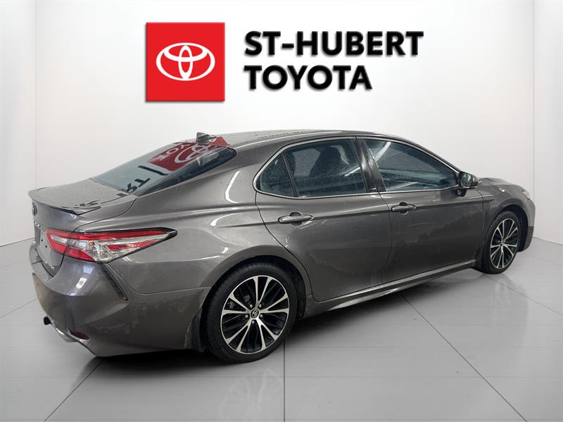 toyota Camry 2018 - 8