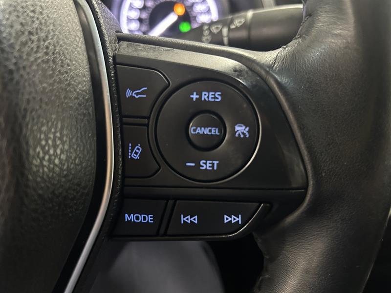 toyota Camry 2018 - 19