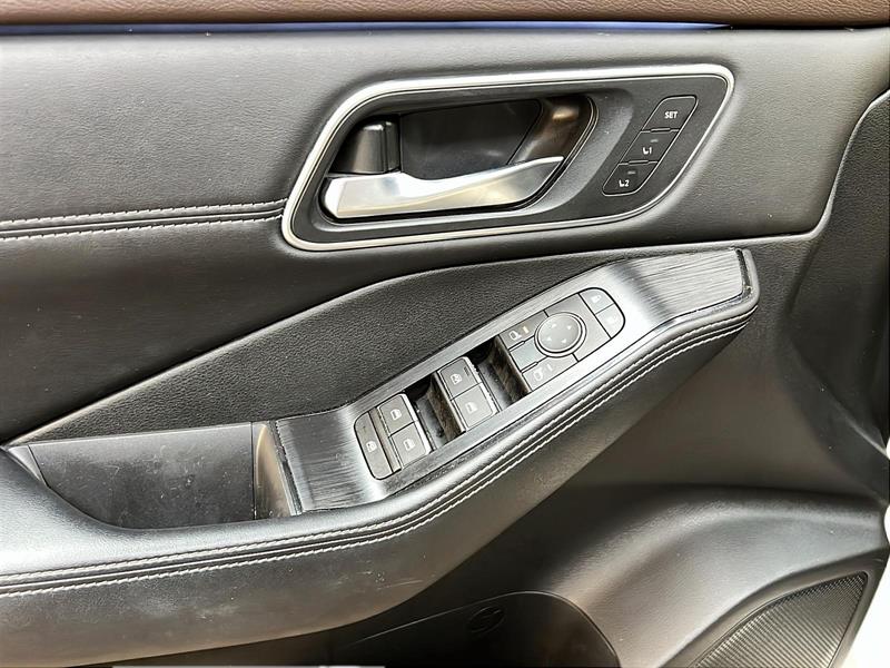 nissan Rogue 2023 - 25