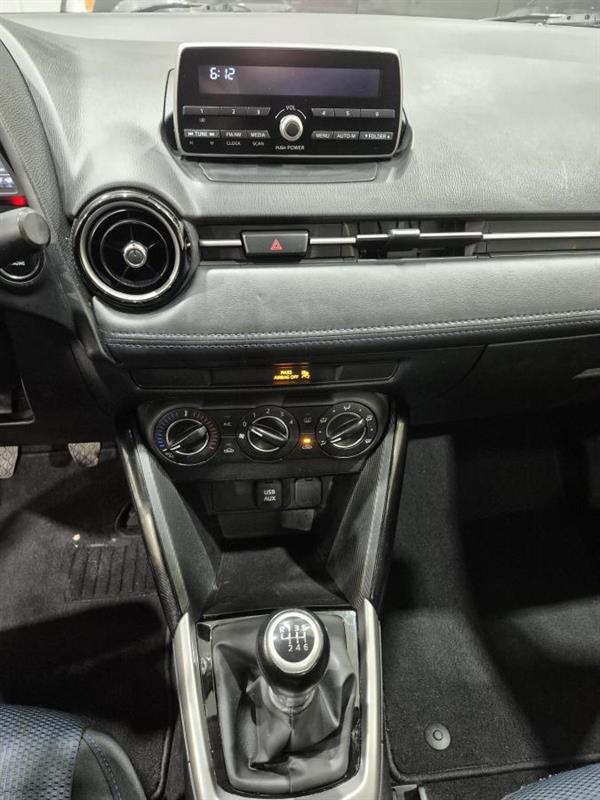 toyota Yaris 2017 - 16
