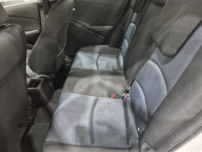 toyota Yaris 2017 - 21