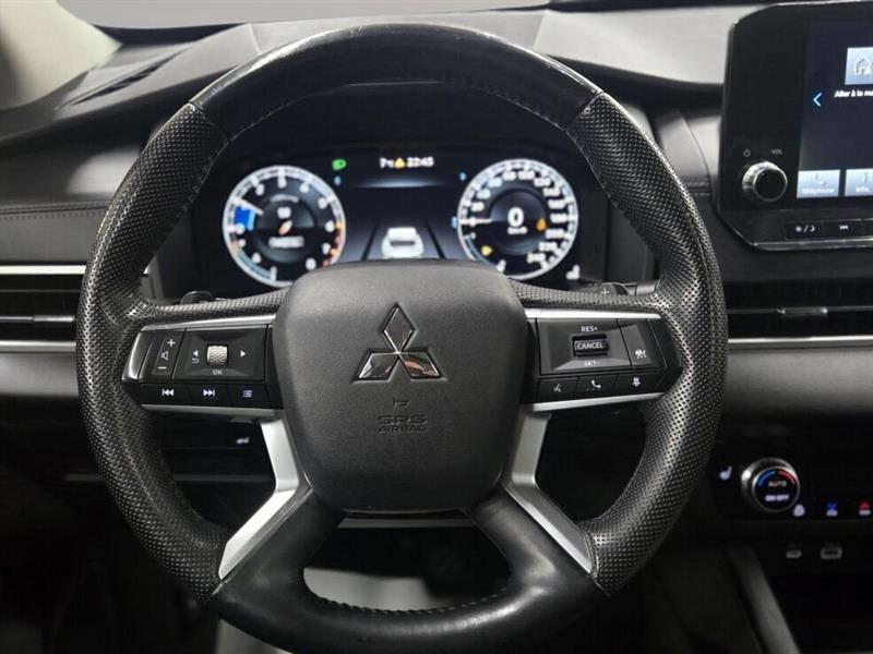 mitsubishi Outlander 2023 - 16