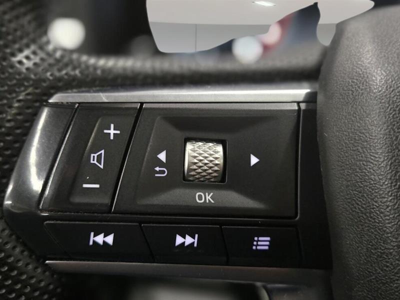 mitsubishi Outlander 2023 - 17