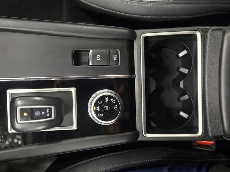 mitsubishi Outlander 2023 - 23