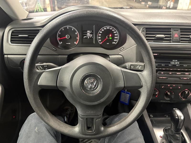 volkswagen Jetta 2014 - 18