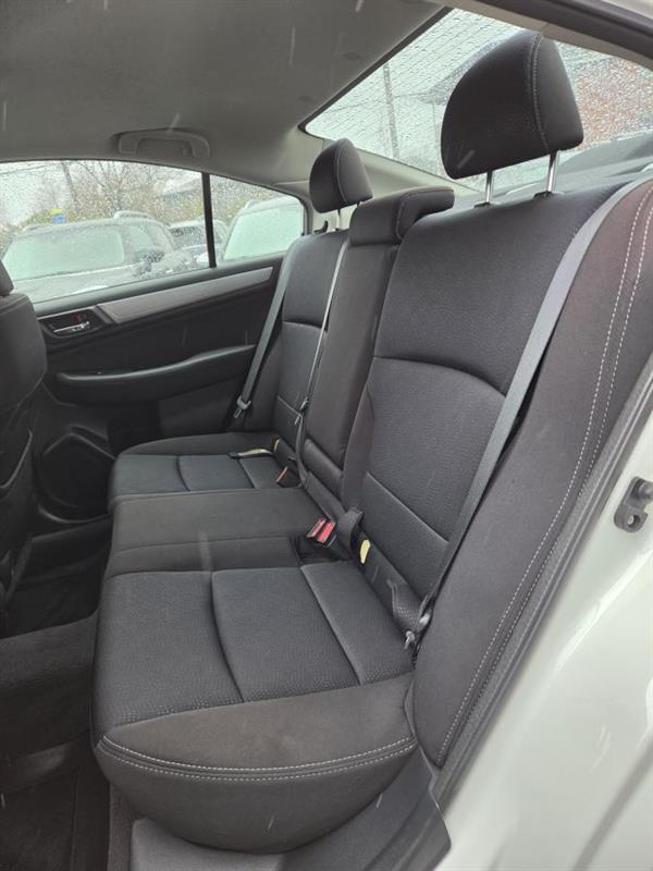 subaru Legacy 2017 - 13