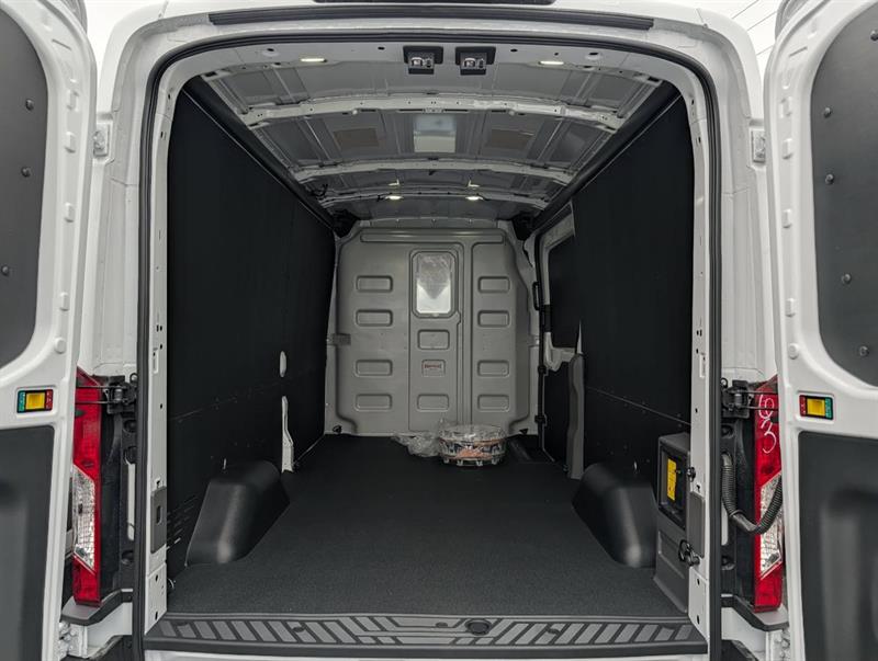 ford E-Transit 2026 - 6