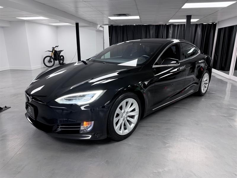 tesla Model S 2020