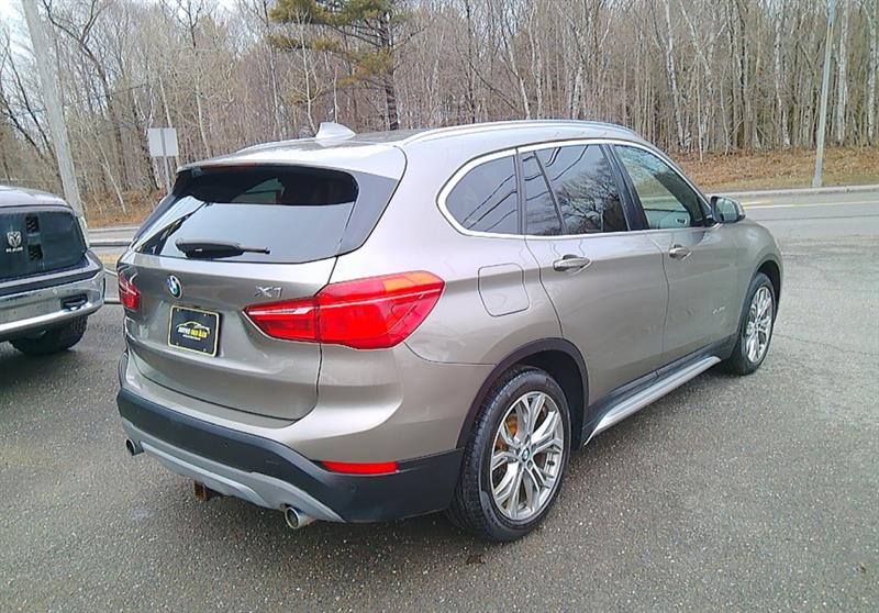 bmw X1 2017 - 12