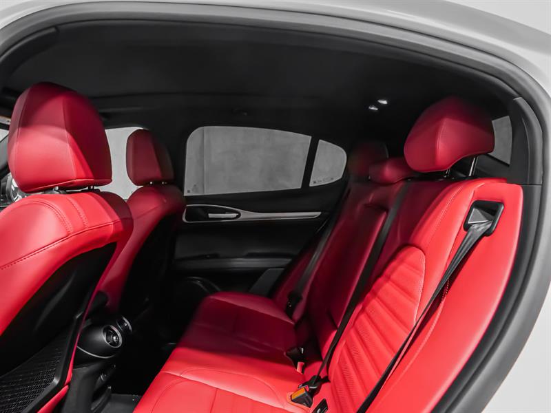 alfa romeo Stelvio 2026 - 20