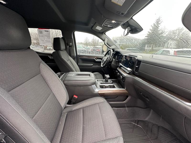 chevrolet Silverado 1500 2022 - 15