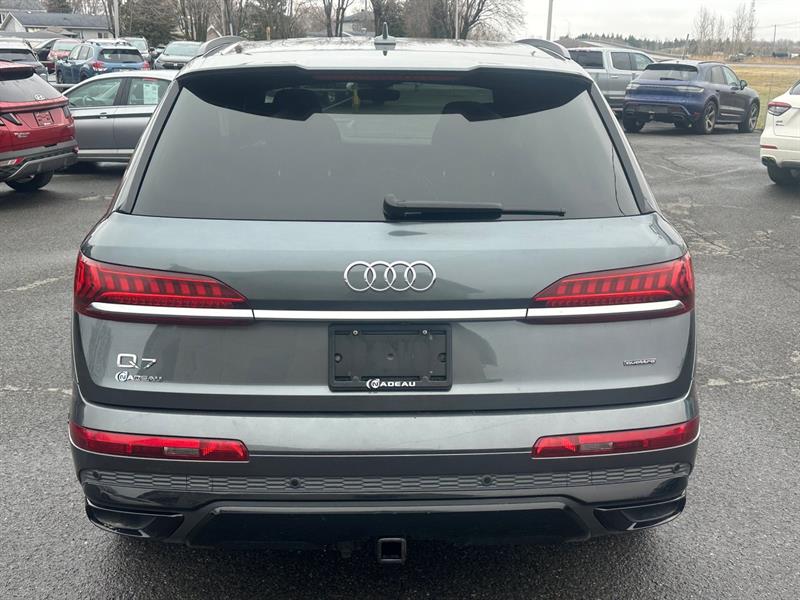 audi Q7 2021 - 9