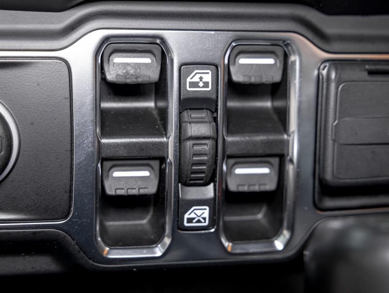 jeep Wrangler 2023 - 25