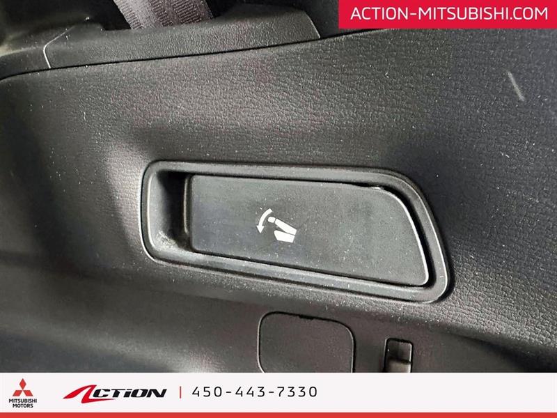 mitsubishi Outlander 2022 - 14