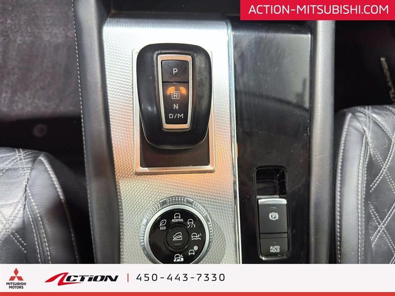 mitsubishi Outlander 2022 - 26