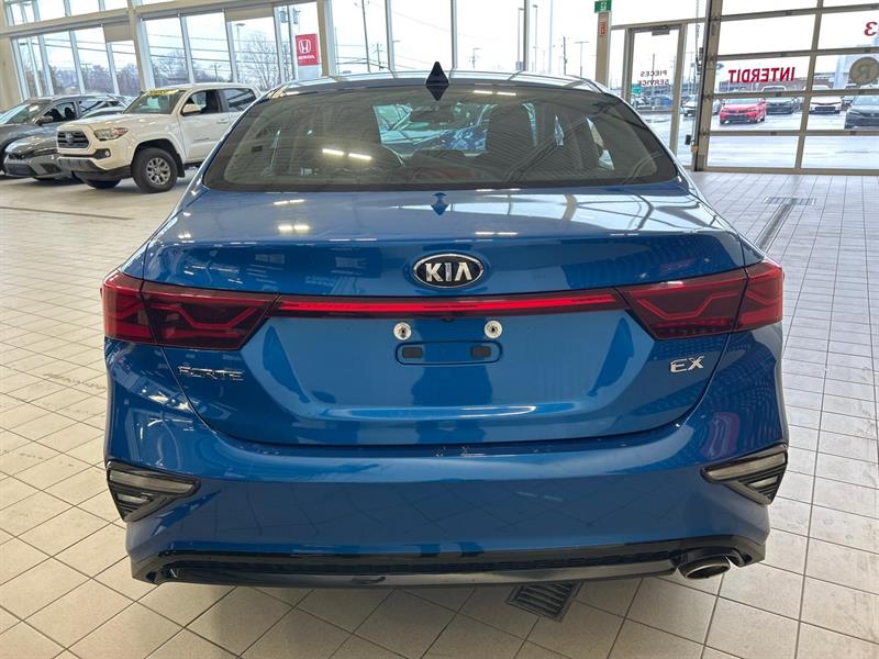 kia Forte 2021 - 7