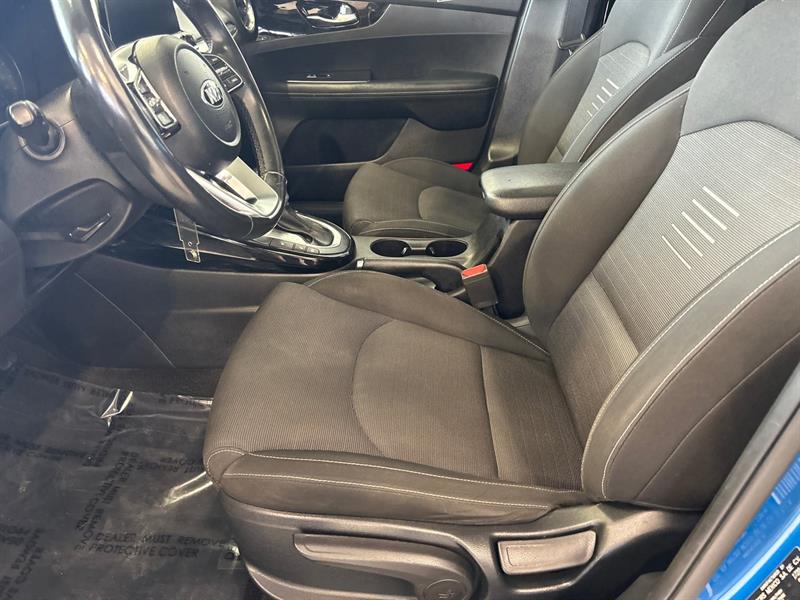 kia Forte 2021 - 16