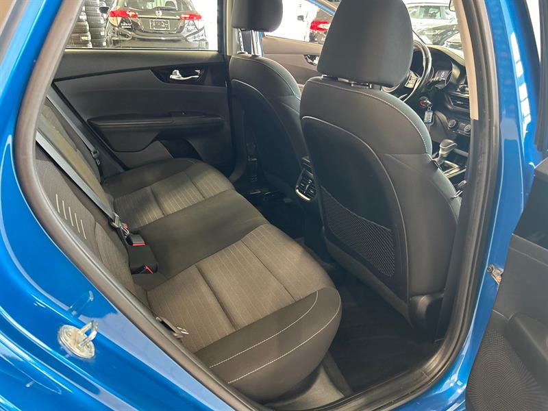 kia Forte 2021 - 20