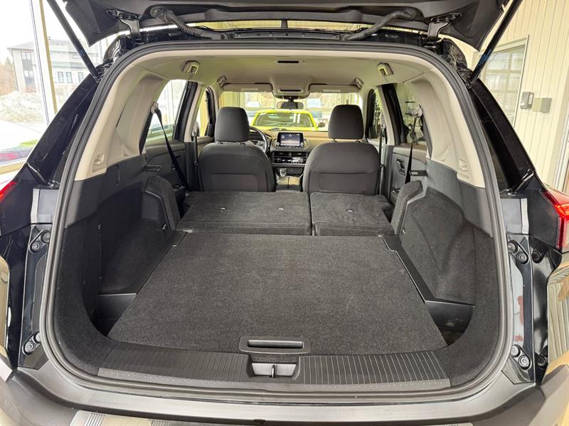 nissan Rogue 2022 - 35