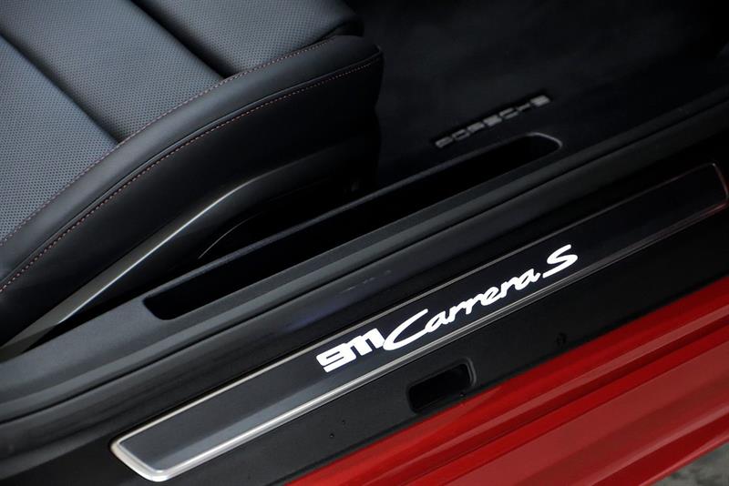 porsche 911 2025 - 16