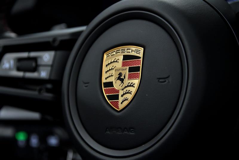 porsche 911 2025 - 23