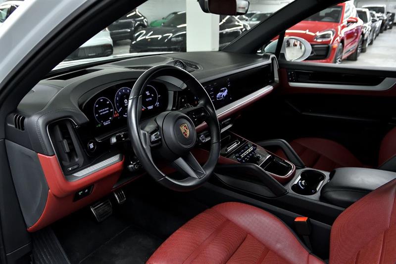 porsche Cayenne 2025 - 14