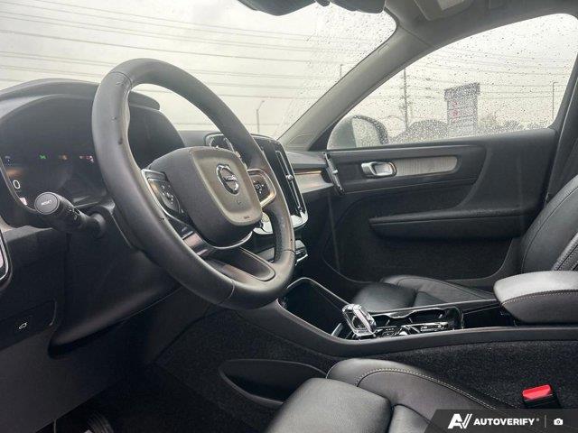 volvo XC40 2023 - 16