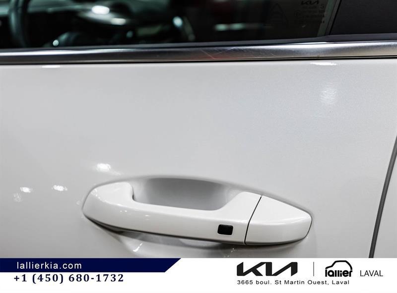 2025 Kia Seltos - Image 11