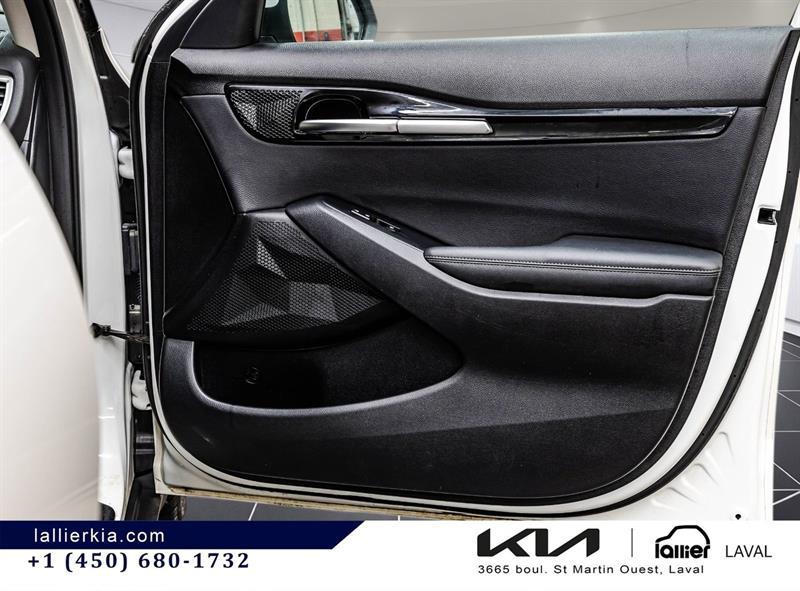 2025 Kia Seltos - Image 17