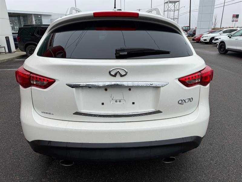 2017 Infiniti QX70 - Image 4