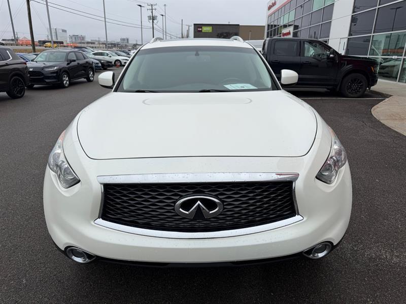 2017 Infiniti QX70 - Image 9