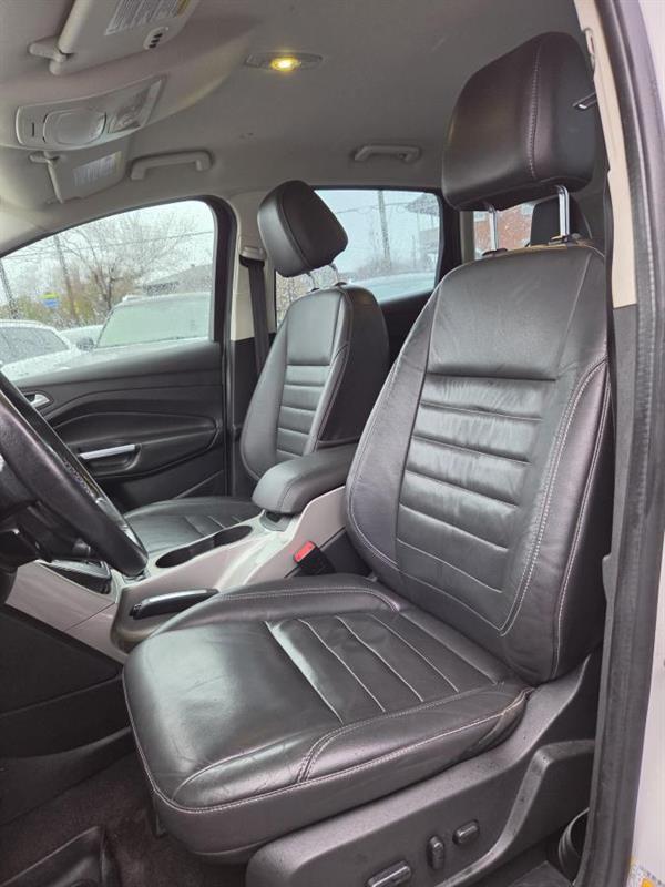 2016 Ford C-MAX - Image 16