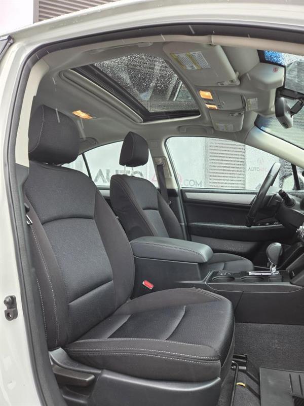 2017 Subaru Legacy - Image 11