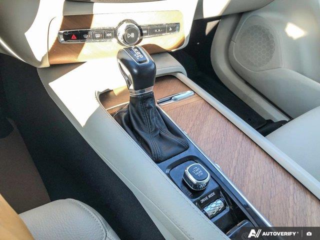 volvo XC90 2021 - 17
