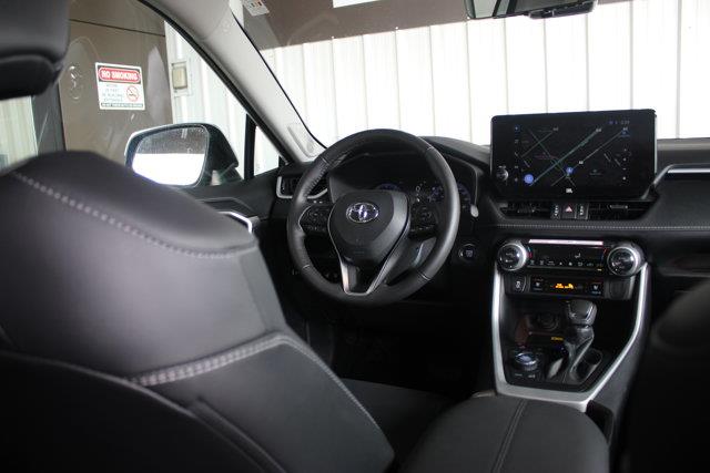 toyota RAV4 2024 - 11