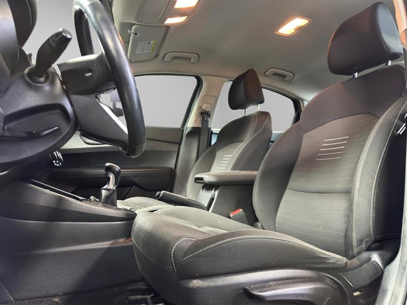 kia Forte 2020 - 8
