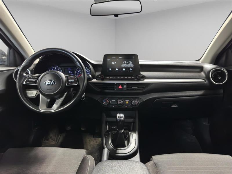 kia Forte 2020 - 9