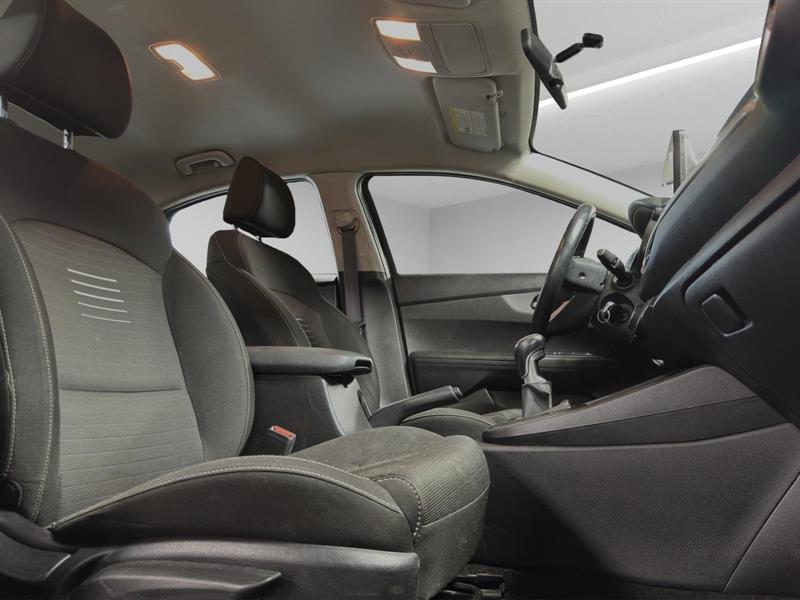 kia Forte 2020 - 10