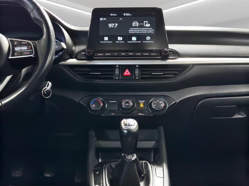 kia Forte 2020 - 12