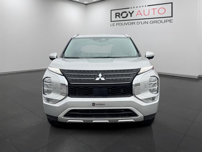 mitsubishi Outlander 2024 - 2
