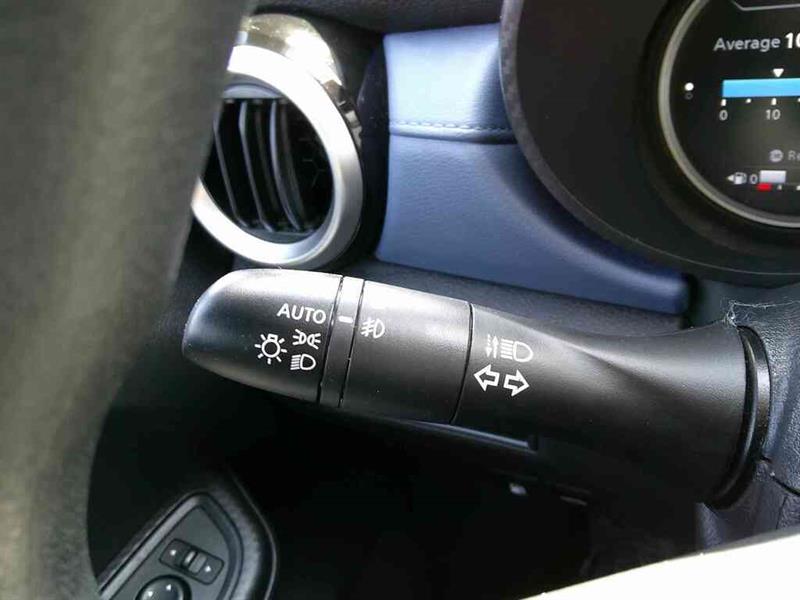 nissan Versa 2025 - 9