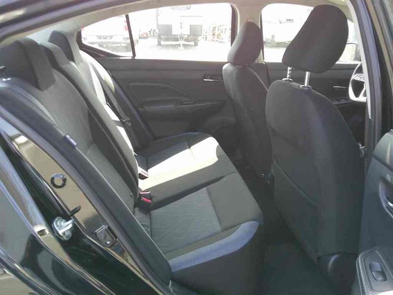 nissan Versa 2025 - 19