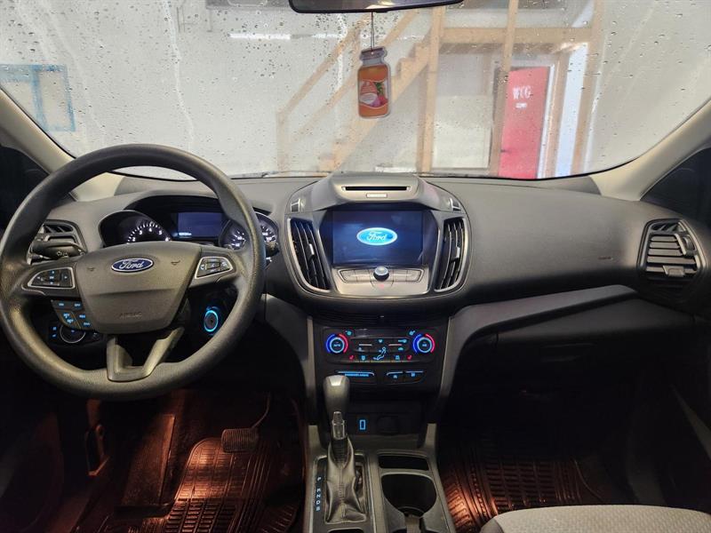 ford Escape 2017 - 13