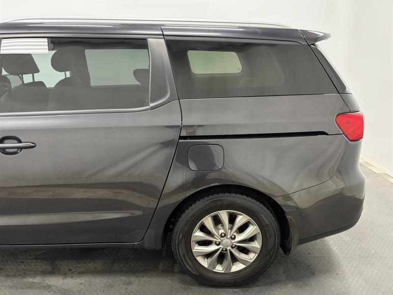 kia Sedona 2021 - 4
