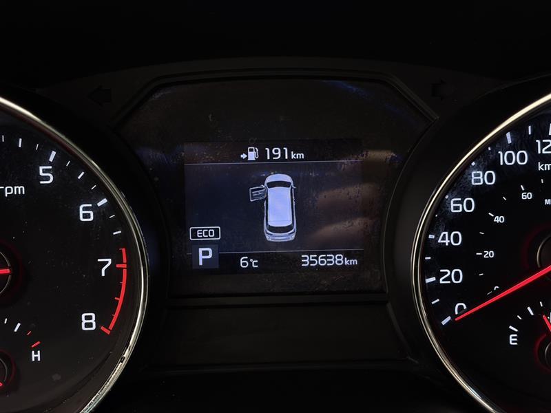 kia Sedona 2021 - 24