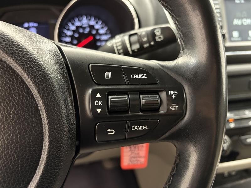 kia Sedona 2021 - 25