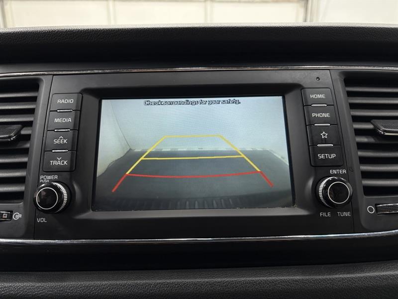 kia Sedona 2021 - 26