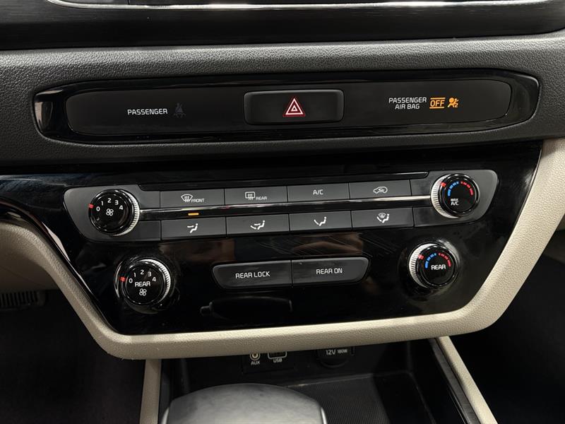 kia Sedona 2021 - 28