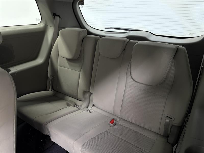 kia Sedona 2021 - 32